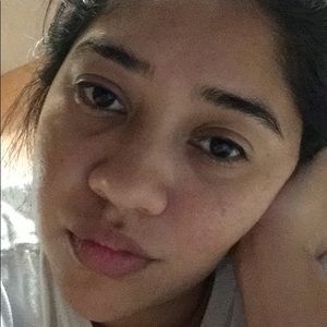 Meet your Posher, Yadira